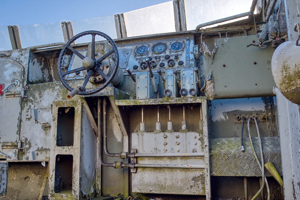 HDR urbex trash naval boats antwerpen torpedoboot torpedoboat torpilleur marine maritiem navy abandoned verlaten decay lost place places abandonne